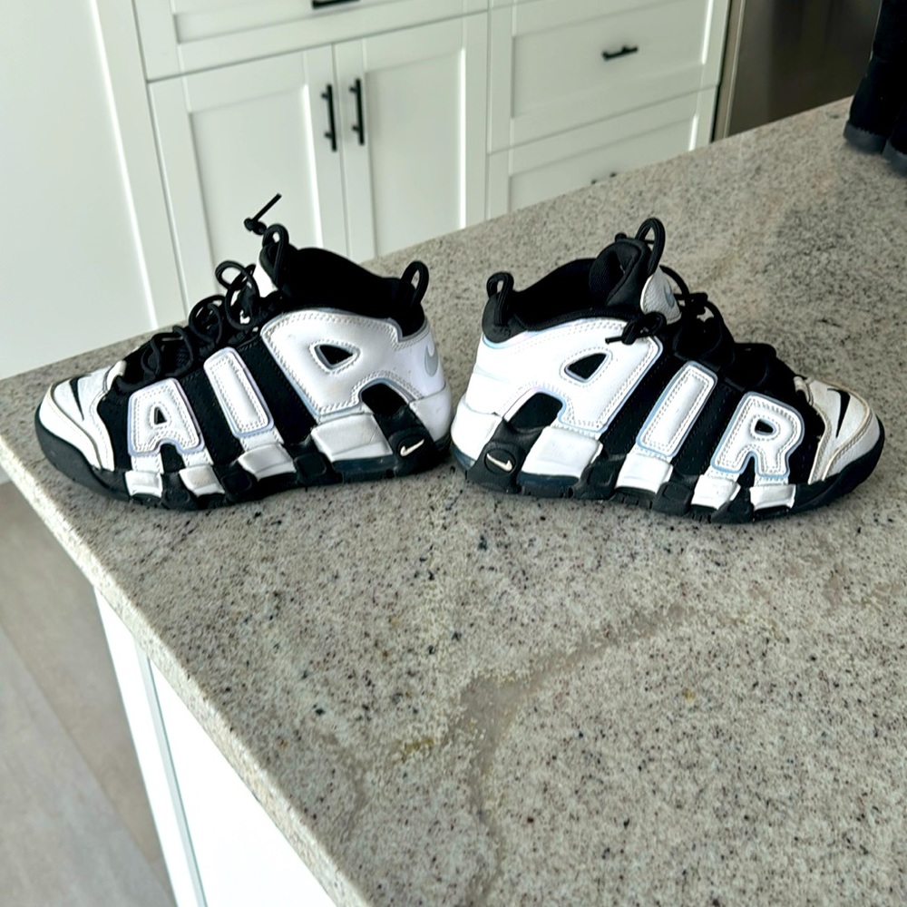 Nike up tempo